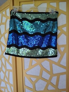 Forever 21 Blue and Green Sequin Wave Mini Skirt